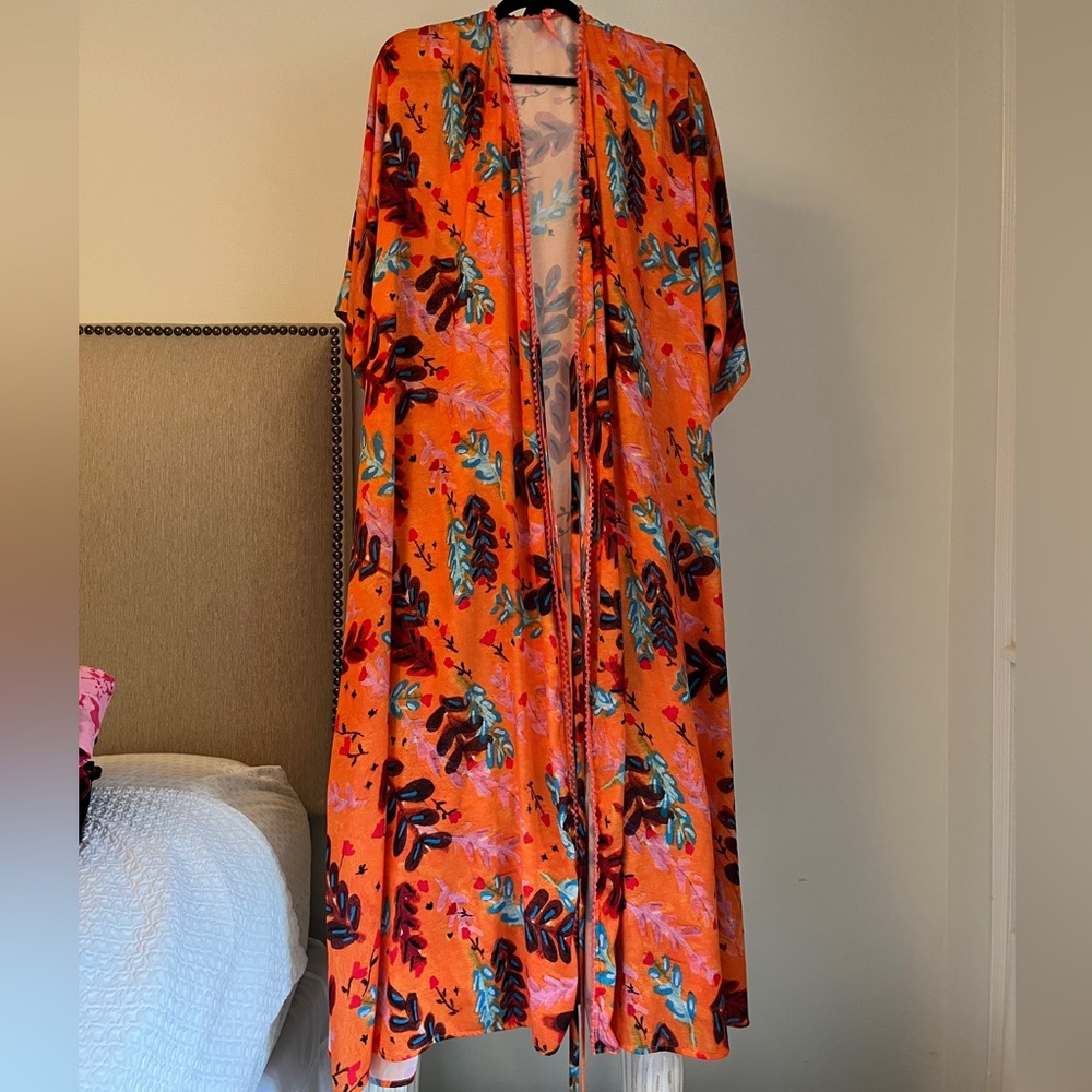 Anthropologie XS Vibrant Floral Kimono